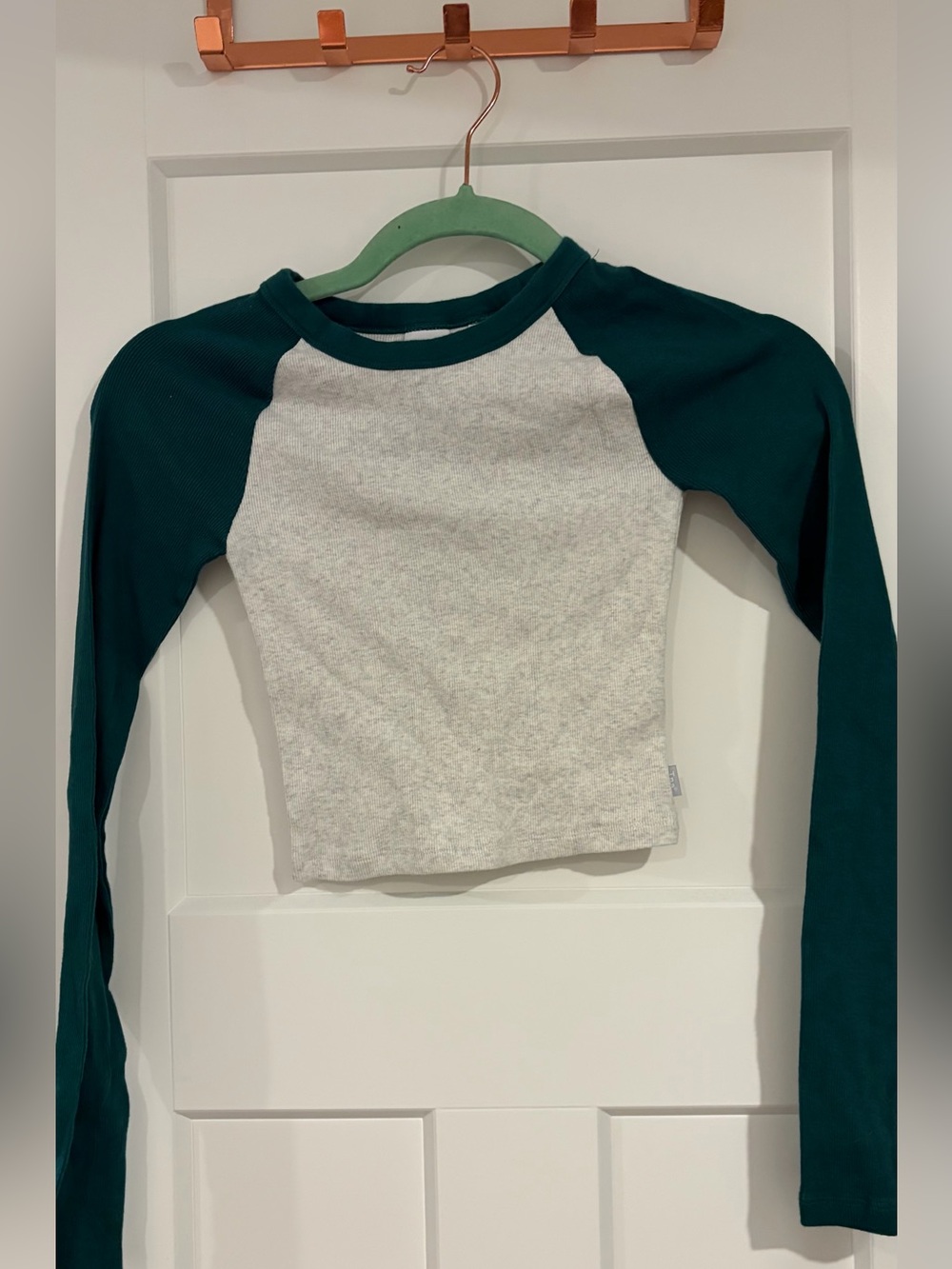 TNA Green & Grey Raglan Long Sleeve Top 💚